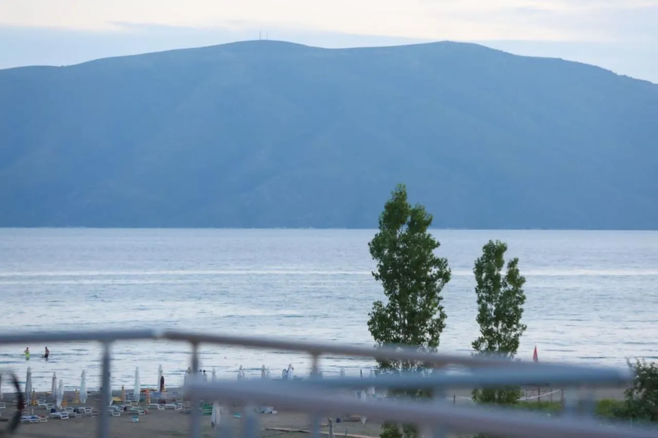Vlorë Pearl Apartament 0*,